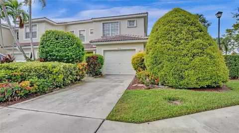 9974 Lago #9974, Boynton Beach, FL 33472