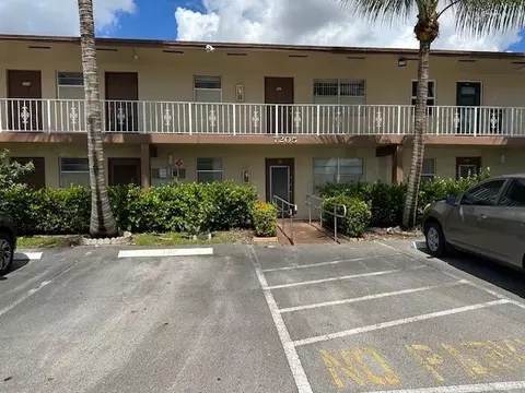 7205 W Atlantic #105, Margate, FL 33063