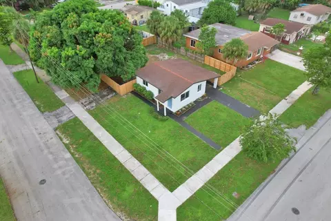3320 NW 9th, Lauderhill, FL 33311