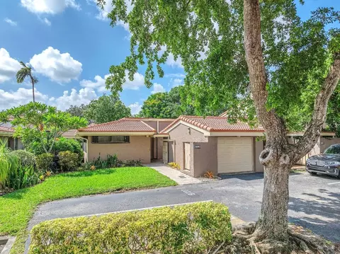 800 Saint Andrews #16, Hollywood, FL 33021