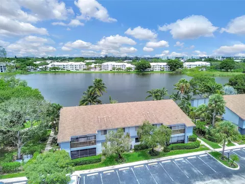 2749 S Oakland Forest Dr #204, Oakland Park, FL 33309