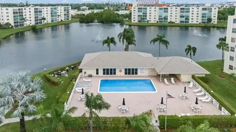 111 SE 3rd #208, Dania Beach, FL 33004