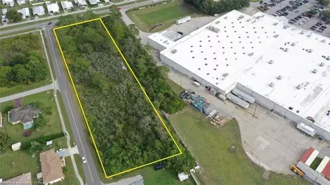 3237 Schumacher Rd, Sebring, FL 33872 photo 3