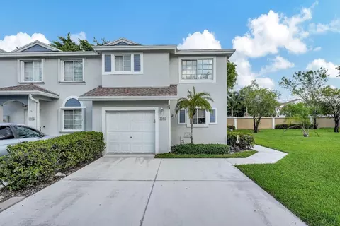4401 SW 11th, Deerfield Beach, FL 33442
