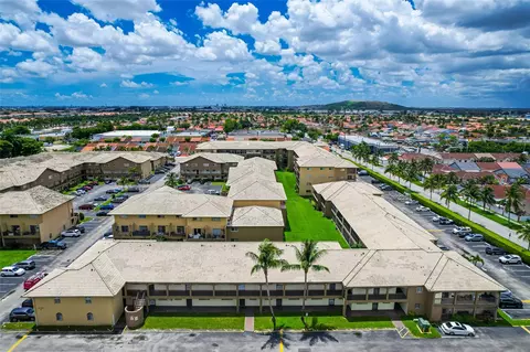 8851 NW 119th St #6107, Hialeah, FL 33018