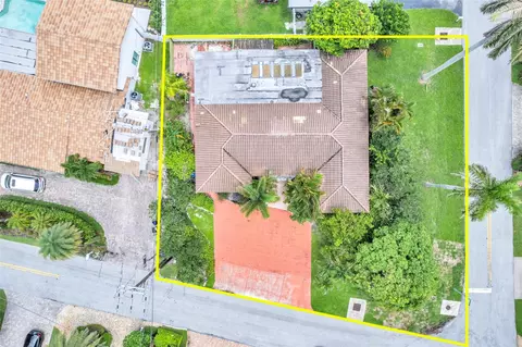 1584 N Blue Water Ter N, Pompano Beach, FL 33062