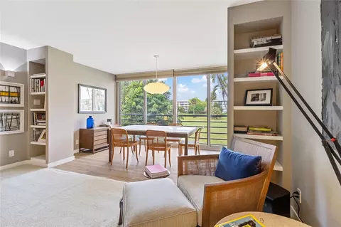 903 Cypress #206, Pompano Beach, FL 33069