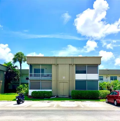 415 Piedmont I #I, Delray Beach, FL 33484
