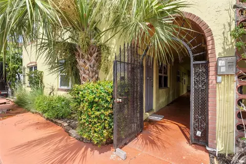 1100 NE 9th #107, Fort Lauderdale, FL 33304