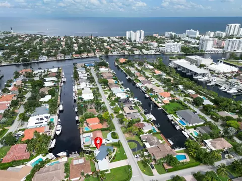 1900 NE 28th Ter, Pompano Beach, FL 33062