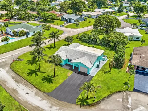7104 NW 93rd Ave, Tamarac, FL 33321