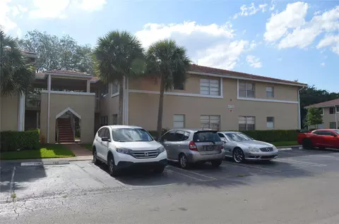 840 Twin Lakes Dr #19-F, Coral Springs, FL 33071