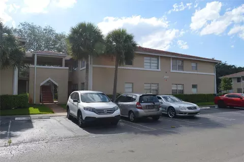 840 Twin Lks #19-F, Coral Springs, FL 33071