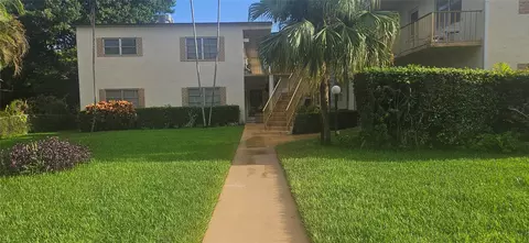 2515 Polk St #21, Hollywood, FL 33020