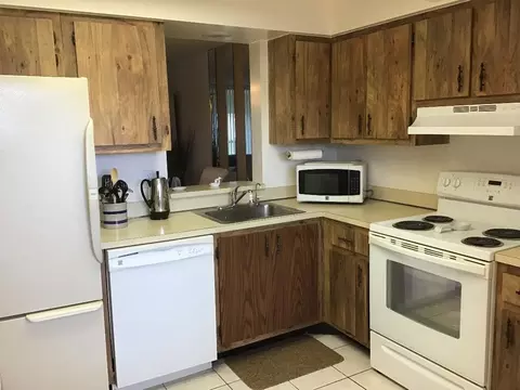 7301 NW 1st St #305, Margate, FL 33063