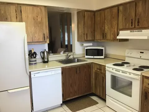 7301 NW 1st #305, Margate, FL 33063