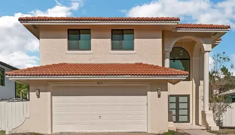 9825 SW 161st Ave, Miami, FL 33196