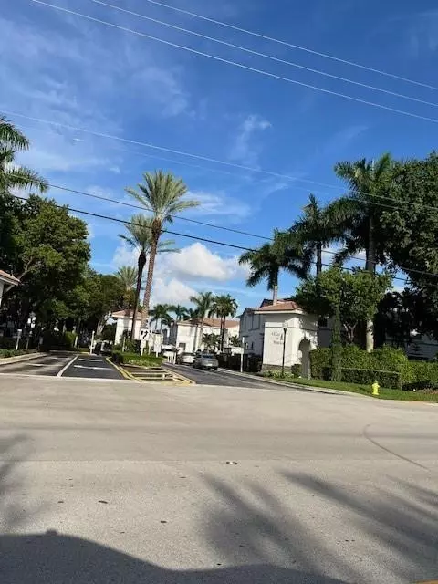 15694 SW 43rd #131, Miramar, FL 33027