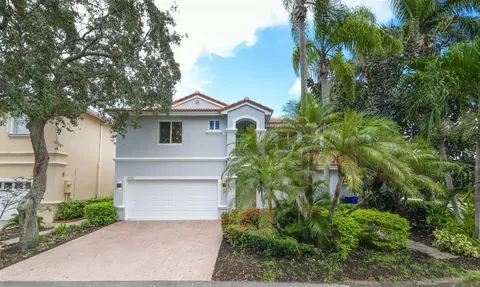 1090 Satinleaf, Hollywood, FL 33019