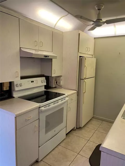 1010 Exeter A #1010, Boca Raton, FL 33434