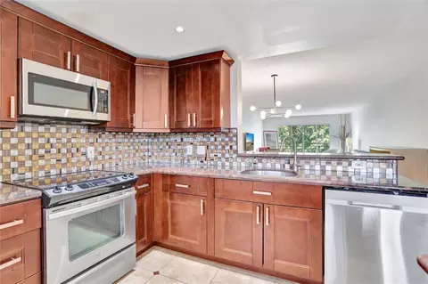 2402 Antigua #E4, Coconut Creek, FL 33066