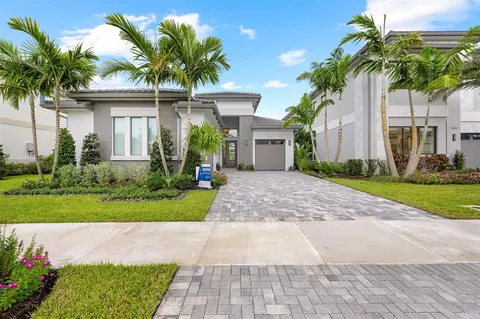 13135 Feathering Way, Palm Beach Gardens, FL 33412