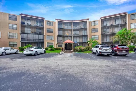 3900 N N Hls #106, Hollywood, FL 33021