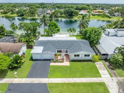 7721 SW 138th Ct, Miami, FL 33183