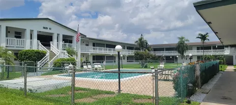 1621 NW 46th #105, Lauderhill, FL 33313