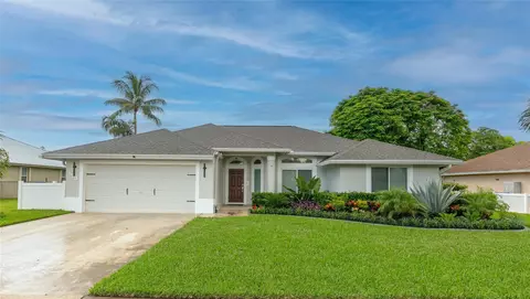 173 Monterey Way, Royal Palm Beach, FL 33411