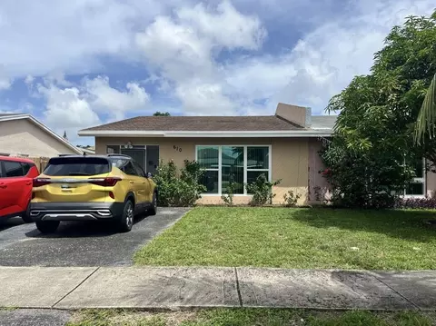 610 SW 61st Ter, Margate, FL 33068