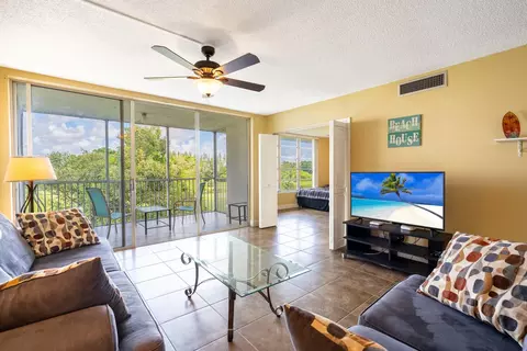 3351 S Palm Aire Dr #409, Pompano Beach, FL 33069