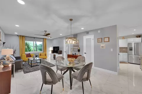 1920 NE 1st Ter #214H, Wilton Manors, FL 33305