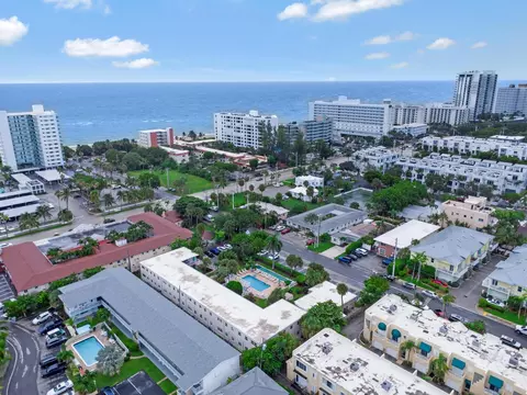 3225 NE 16th St #3, Pompano Beach, FL 33062