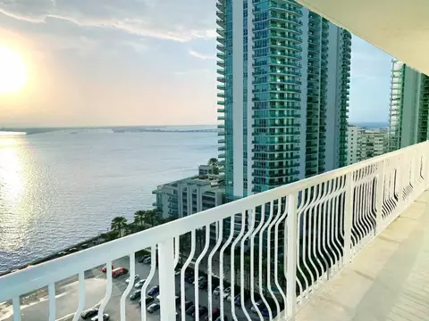 1200 Brickell Bay #1901, Miami, FL 33131