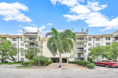 6195 Rock Island Rd #306, Tamarac, FL 33319