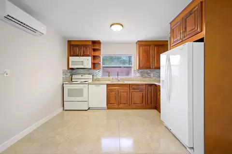 1832 Rodman St, Hollywood, FL 33020