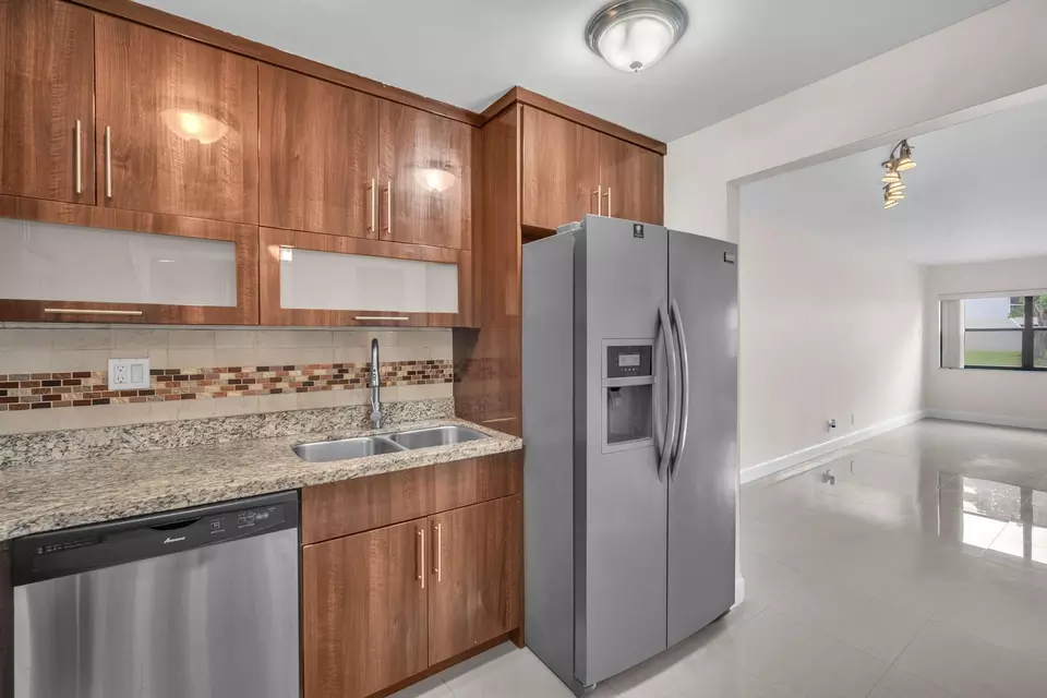  303 Racquet Club Rd #112, Weston, FL 33326 photo 1