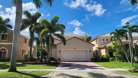 4490 Banyan Trl, Coconut Creek, FL 33073