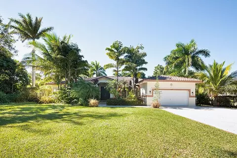 17254 SW 92 Ave, Palmetto Bay, FL 33157