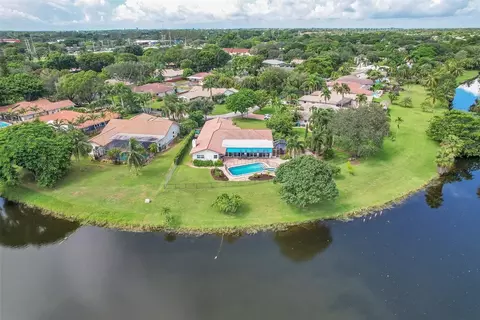 9315 NW 1st, Coral Springs, FL 33071