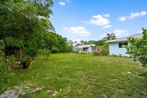 719 Northeast 36th Street, Oakland Park, FL 33334