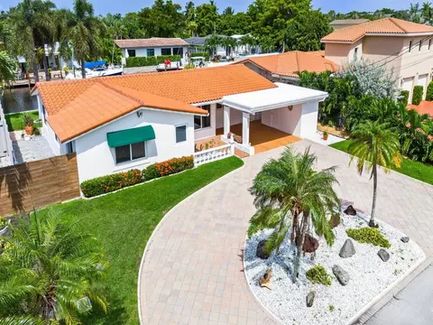 2225 NE 19th, Wilton Manors, FL 33305