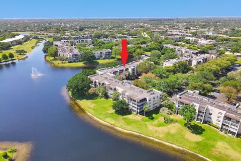 9440 Poinciana #217, Davie, FL 33324