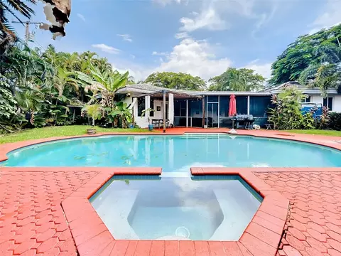 1311 Jefferson, Hollywood, FL 33019