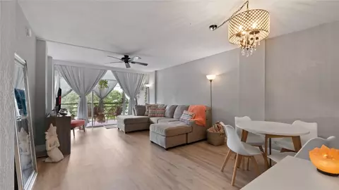 103 Royal Park #E3, Oakland Park, FL 33309