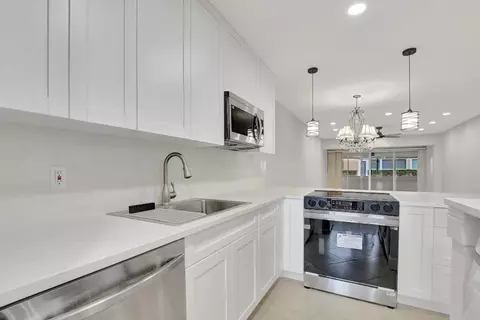 1141 Violet #102, Delray Beach, FL 33445