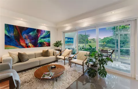 3100 N Palm Aire Dr #101, Pompano Beach, FL 33069