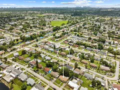 4000 NW 195th, Miami Gardens, FL 33055