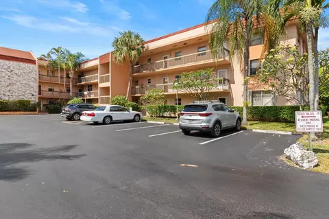 3040 Holiday Springs Blvd #201, Margate, FL 33063